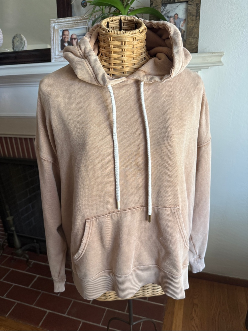 Aerie tan oversized hoodie sweatshirt M